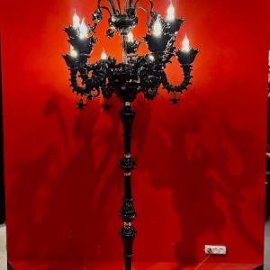 استند کنارسالنی مورانو