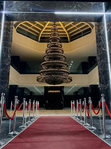 لوستر مدل باکارا وویدی 500 شاخه