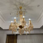 لوستر اتاق‌ خواب‌ لوکس مدل باکارا 8 شاخه عسلی-