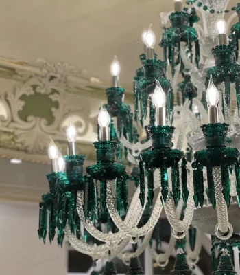 لوستر مدل باکارا 45 شاخه سفید سبز-دو