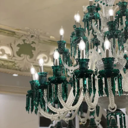 لوستر مدل باکارا 45 شاخه سفید سبز-دو