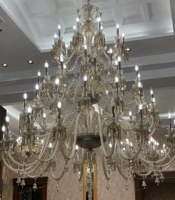 لوستر مدل باکارا اکونومی 65 شاخه شامپاینی-یک