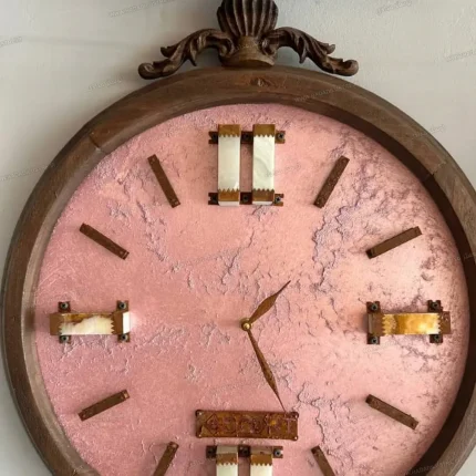 ساعت دیواری چوبی دست ساز و دکوراتیو 60cm صورتی