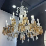 لوستر مدل باکارا سفید عسلی سایز 18 شاخه