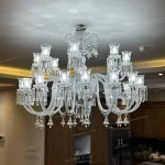 لوستر مدل باکارا سایز 24 شاخه به همراه لاله