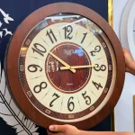 ساعت دیواری چوبی برند تیک مدل QUARTZ